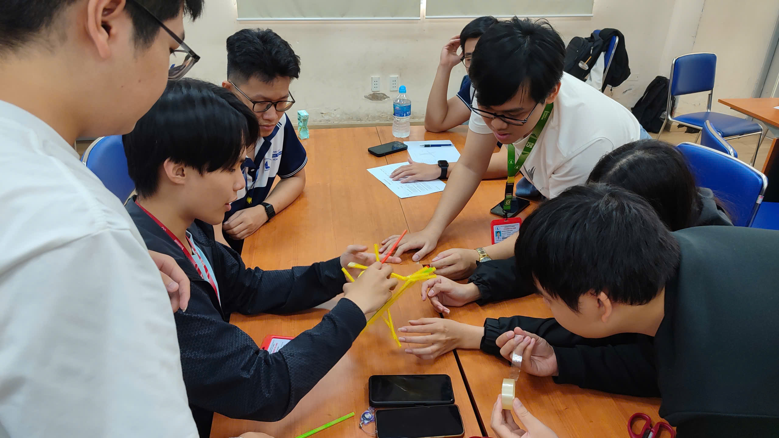 Hoạt động nhóm/8/12/2025